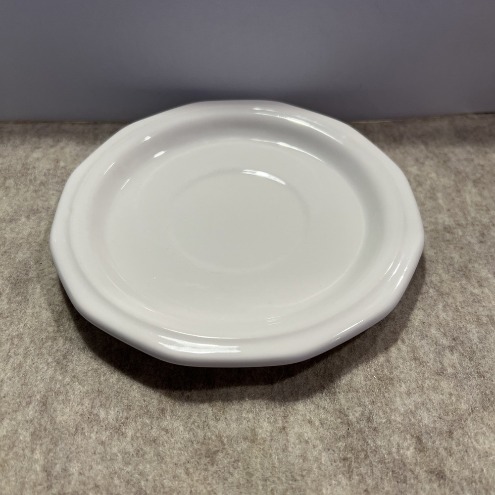 Pfaltzgraff HERITAGE WHITE Pattern 6-3/8" Saucer 8 Available EUC